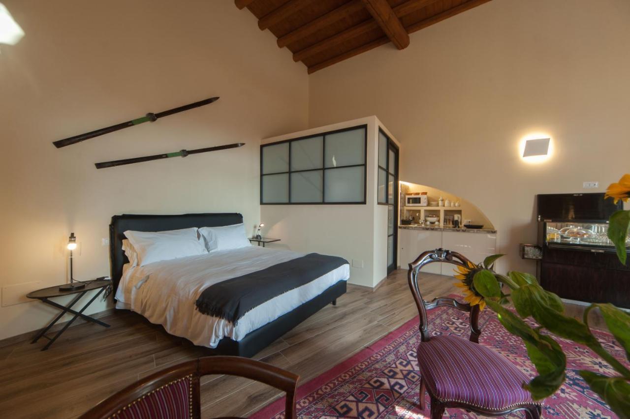 La Soffitta Covelli Bed & Breakfast ตรานิ ภายนอก รูปภาพ